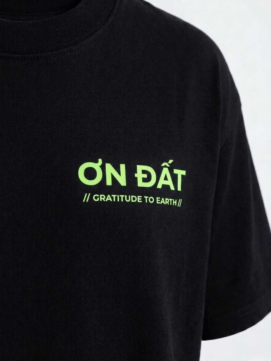Solid Black Oversized Tee